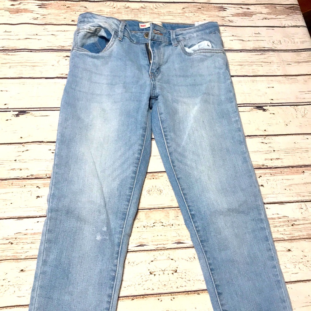 Blue skinny jeans